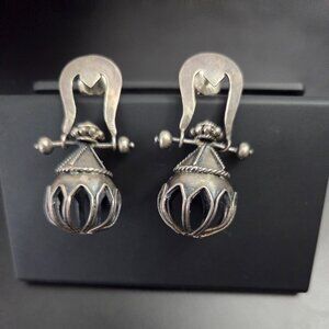 Jhumka earrings